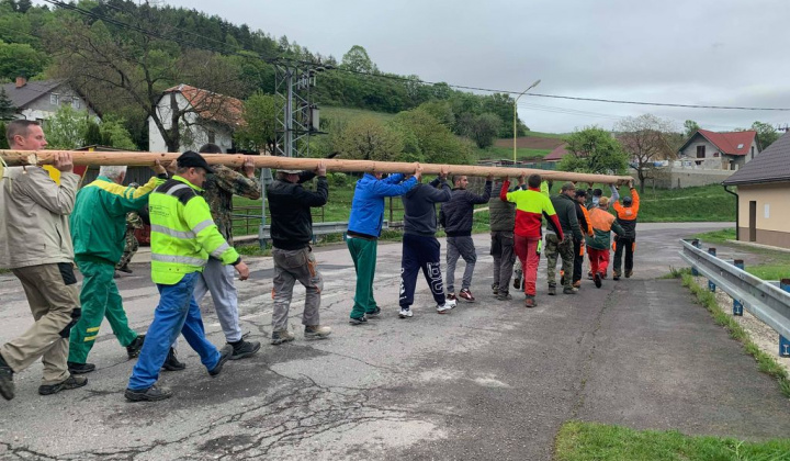 Stavanie mája 30.04.2019