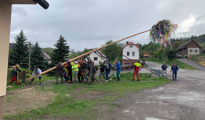 Stavanie mája 30.04.2019