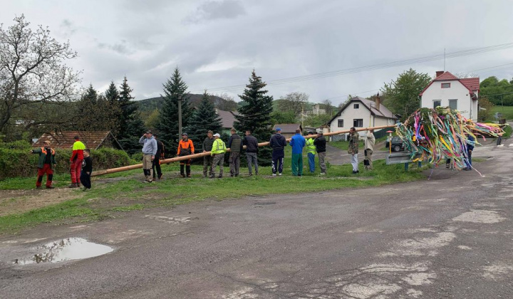 Stavanie mája 30.04.2019