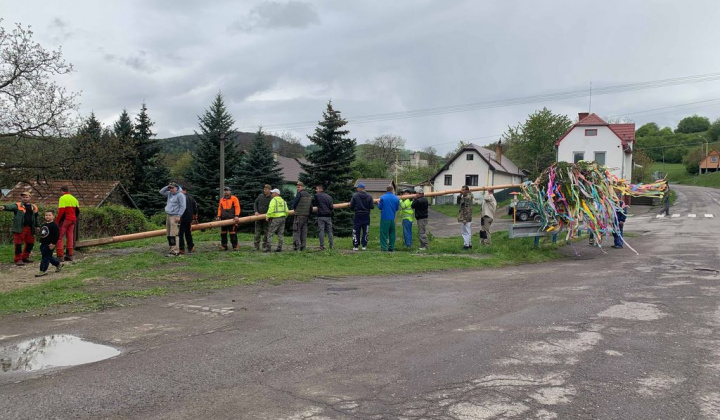 Stavanie mája 30.04.2019