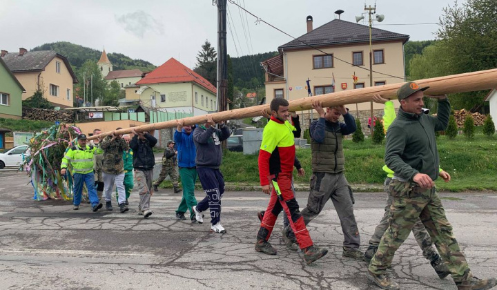 Stavanie mája 30.04.2019
