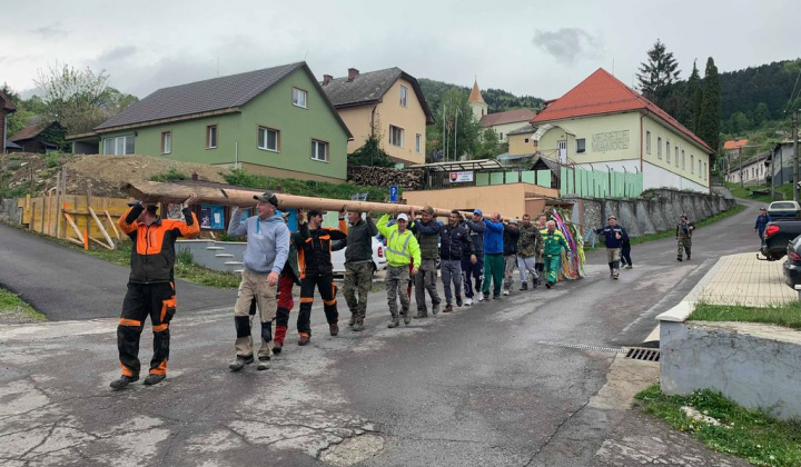 Stavanie mája 30.04.2019