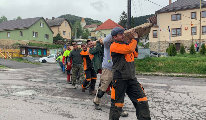 Stavanie mája 30.04.2019
