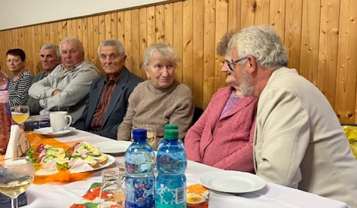 Úcta k starším Obec Veľké Pole 24. 10. 2025