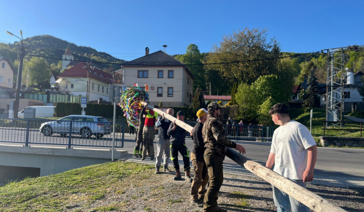 Stavanie mája 30.04.2026