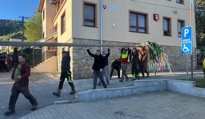 Stavanie mája 30.04.2026